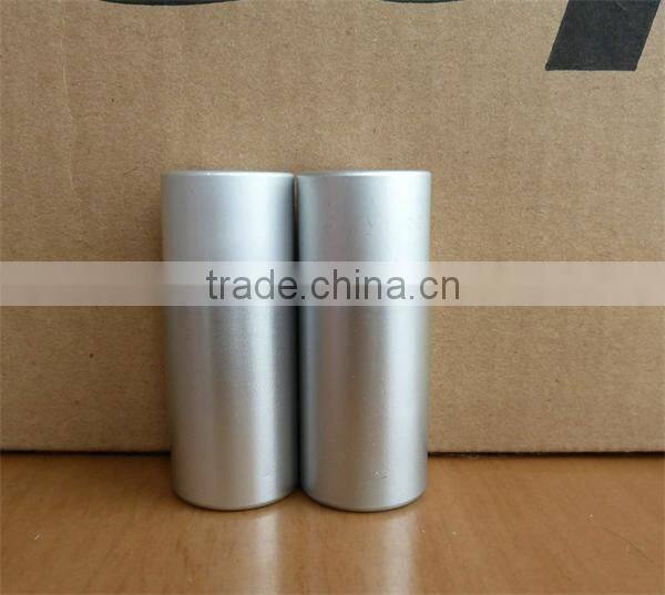 Recycled Empty aluminum powder bottle with oxidic sifter closure