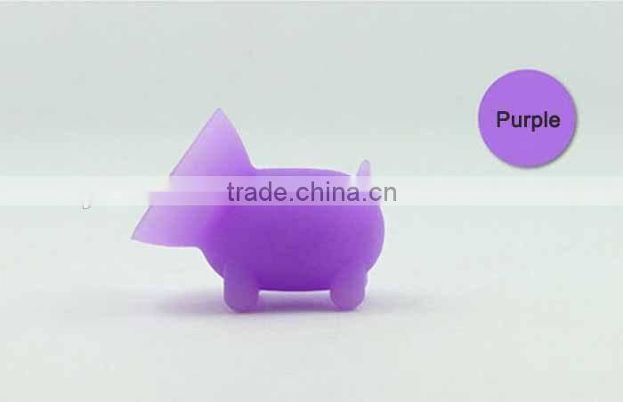 2015 new design Piggy phone stand,silicone material,manufacturer
