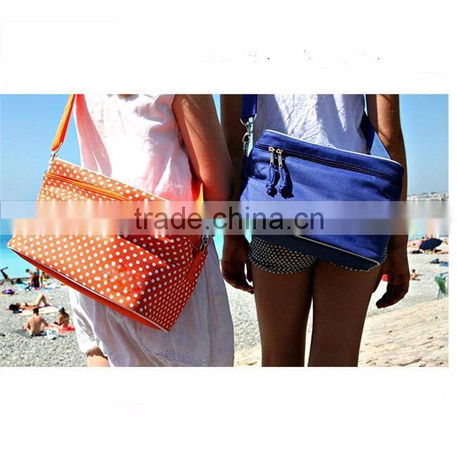 Wholesale cheap pirce 12 can cooler bag