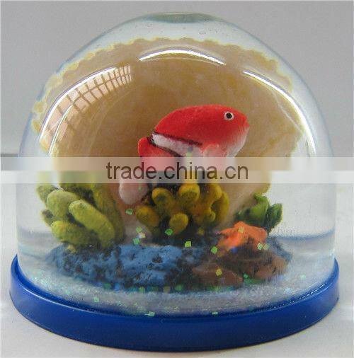 6*6*5cm customized plastic snow globe