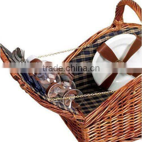 woven willow picnic basket square sahaped ,fully lined