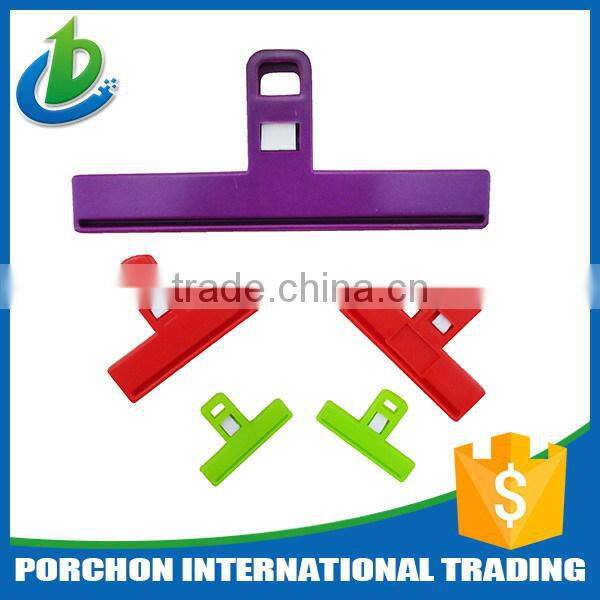 Convenient recycled food plastic sealing bag clamp