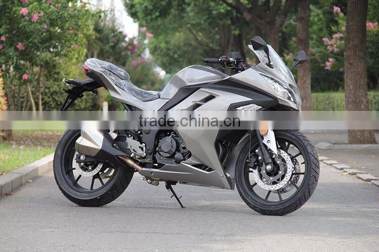 Cool Kawasaki Ninjai Super Sports Motorcycle of 200cc/ 250cc/350cc On Selling
