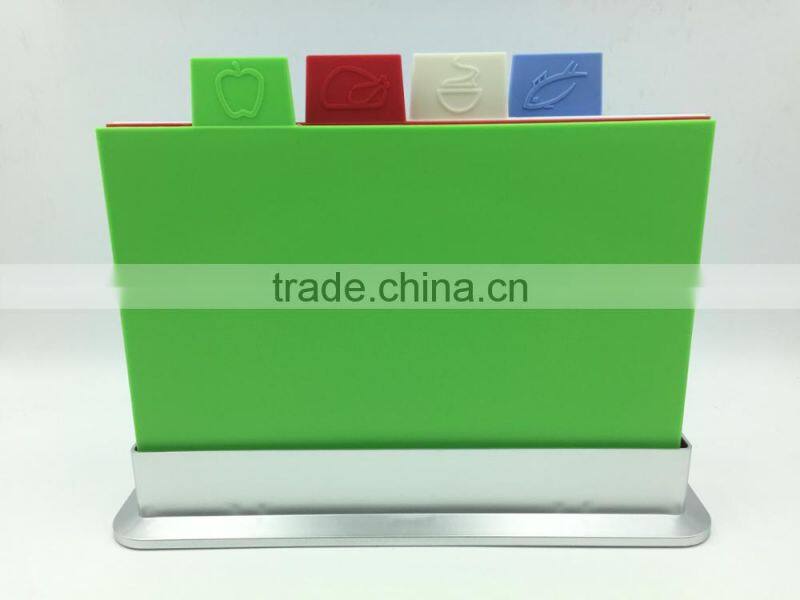 Plastic Cutting Board with Stand/holder