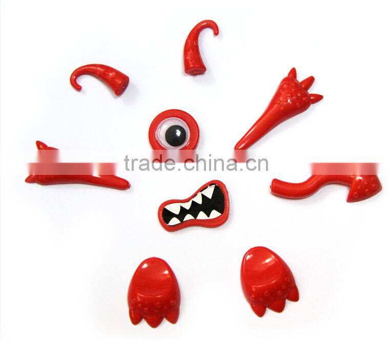 2015 DIY sand with monster molds