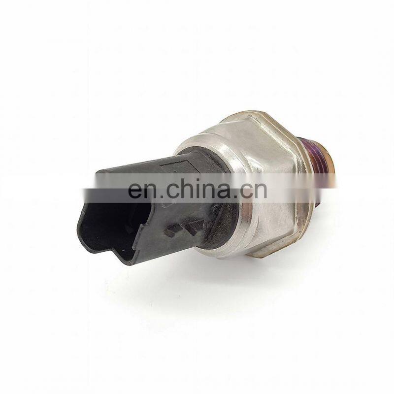 Fuel Rail Pressure Sensor 55PP61-01 55PP6101 28389852