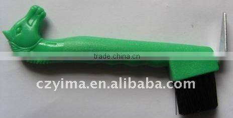 plastic horsehead hoof pick brush