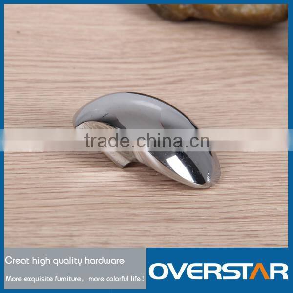 Chorme Plated Zinc Alloy Curved Bedroom Furniture Hardware Drawer Knob