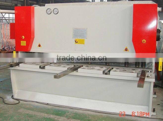 hydraulic shearing machine