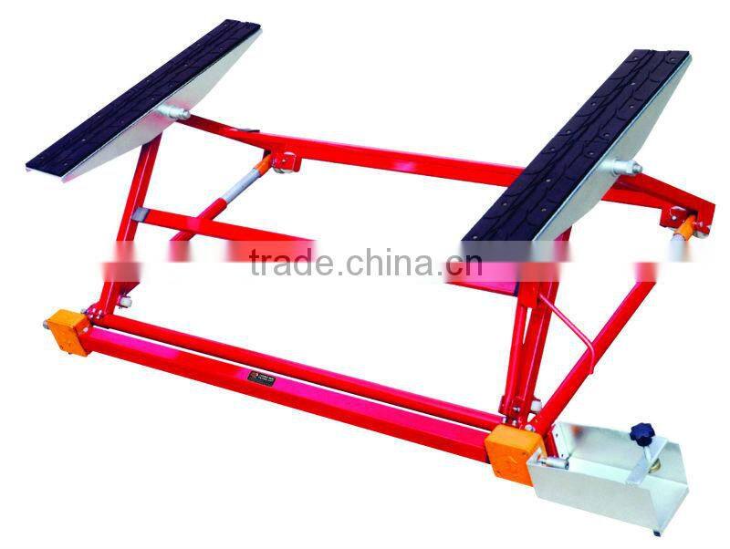 Torin BigRed 1500 kgs Mini Tilting Car Lift