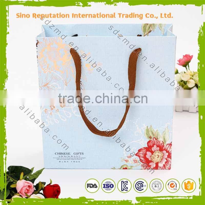 New design gift famous brand printed kraft paper bag