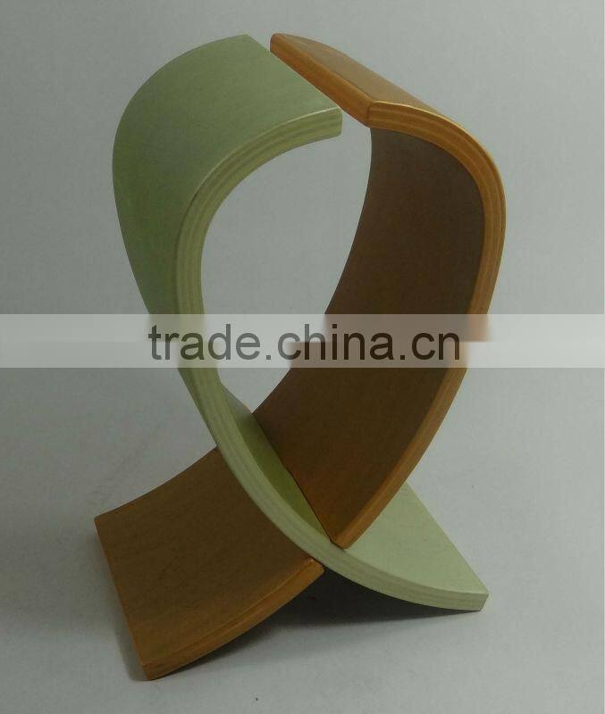 Detachable Wooden headphone display strut