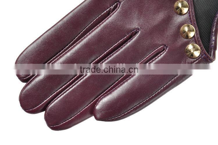 Hot selling fashion half a palm rivet decoration sheepskin drving leather gloves
