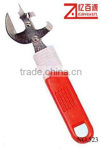 Can opener with plastic handle