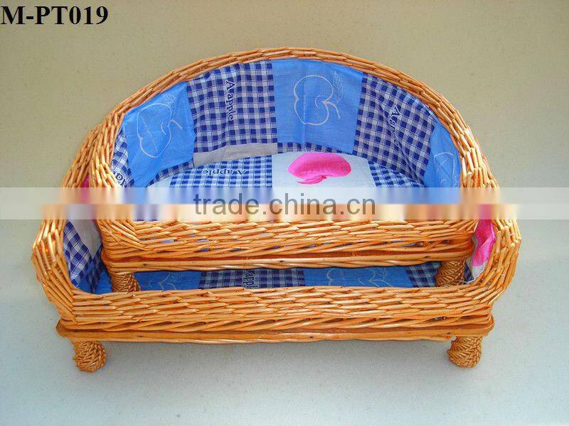 Wicker pet sofa bed with blue liner