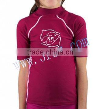 2014 girl's red UPF50+ rash t shirt