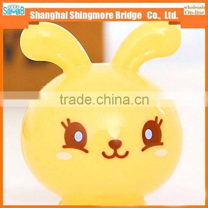 2017 china exporter cheap wholesale high quality manul pencil shaper for school