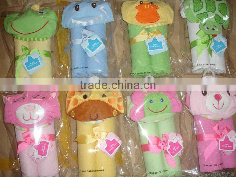100% cotton terry baby wrap towel with animal embroidery