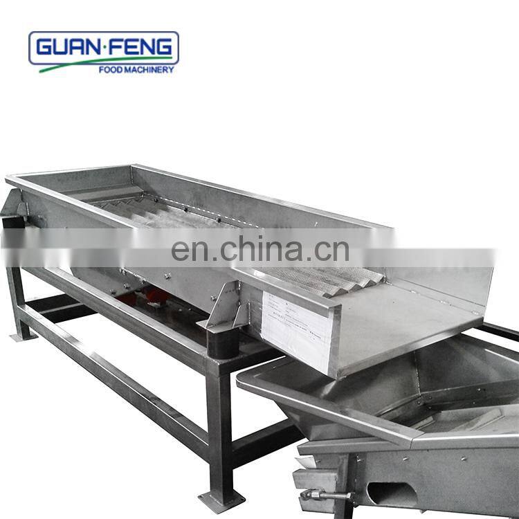Labor saving draining feeding fruits and vegetables vibrating screen machine