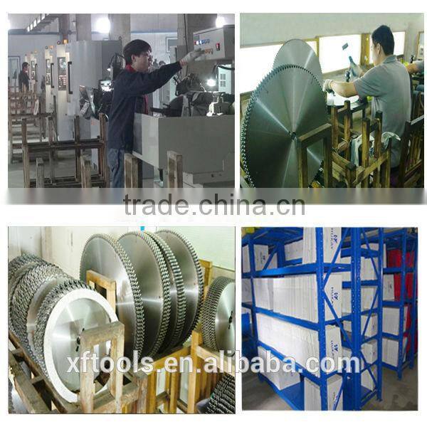 Circular saw wood cutting