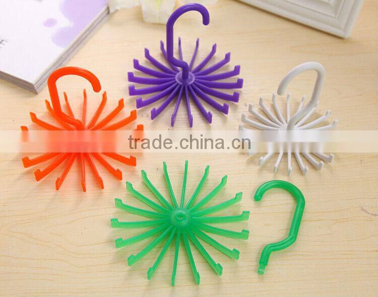 Rotating Twirl Tie Rack Adjustable Tie Belt Scarf Hanger Holder