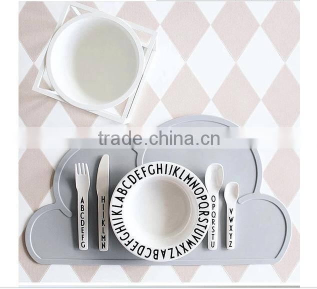 Silicone Non-slip Cloud Shape Kids Placemat Dinnerware Table Mat / kids meal mat placemat eat mat
