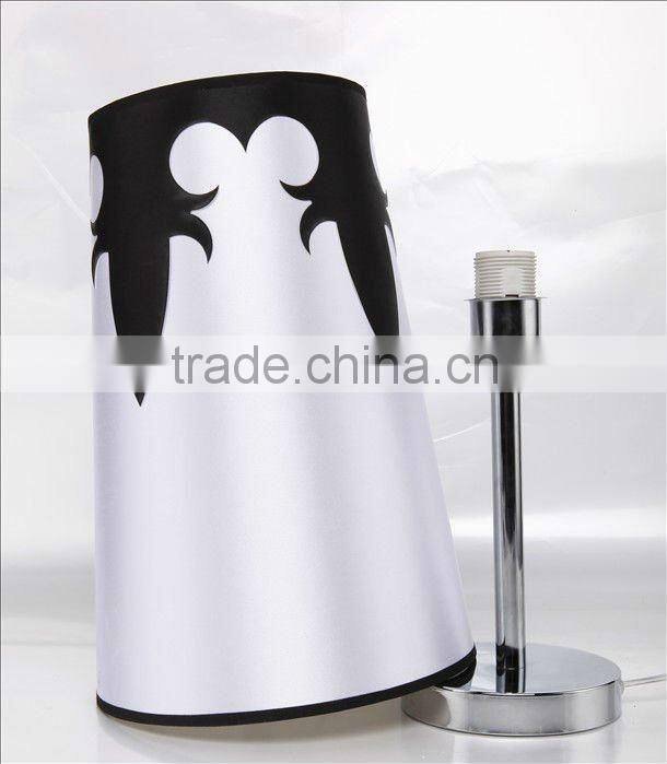 european style table lamp