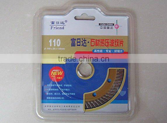 Sharp diamond circular saw blade for cutting stone and construction