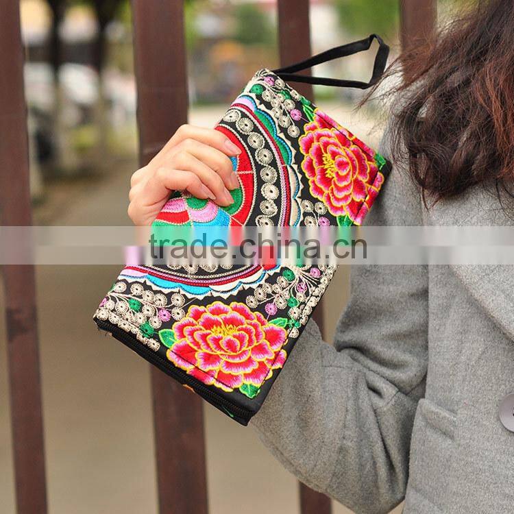 Women's embroidered Wallet /purse for shopping/party