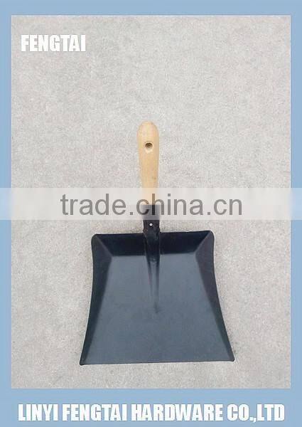 France Small Wooden Handle Dust Pan Metal Dustpan