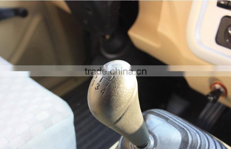 hot sinotruk refrigerated cargo van 4x2