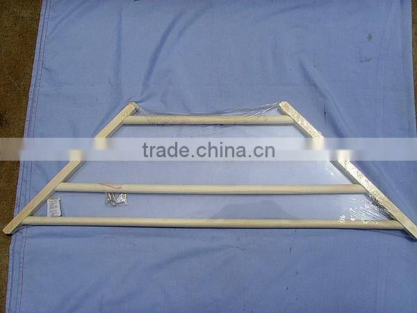 Lowest price woooden corner hanger