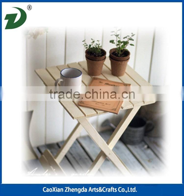 Solid wood folding round outdoor table