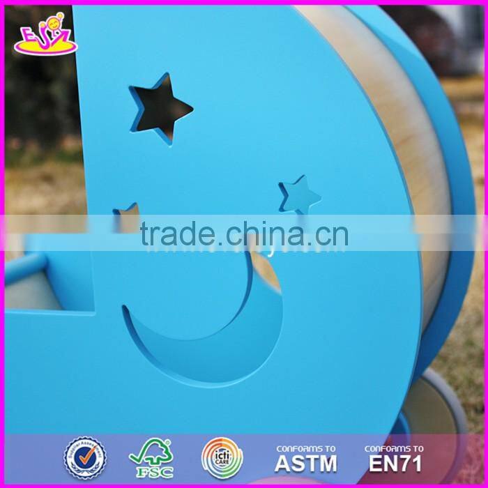 2017 New design safety outdoor toddlers wooden push walker W16E074