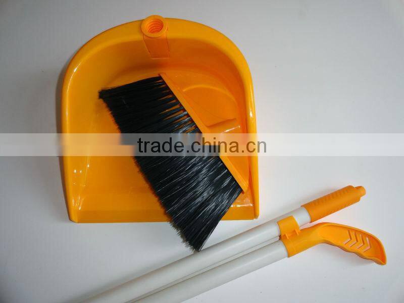Cleaning tools plastic broom and dustpan set
