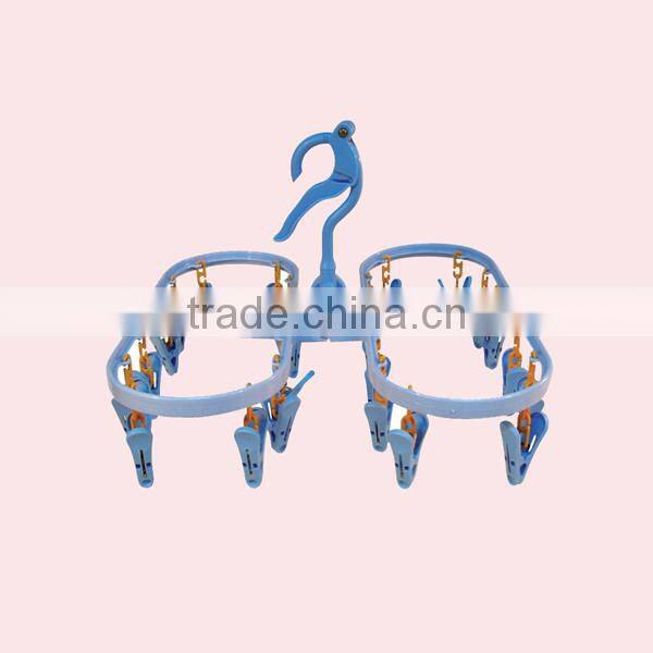 Plastic Clothes Drying Rack With 28 Pegs