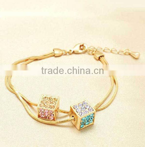 The new temperament square with colorful bracelet gold bracelet