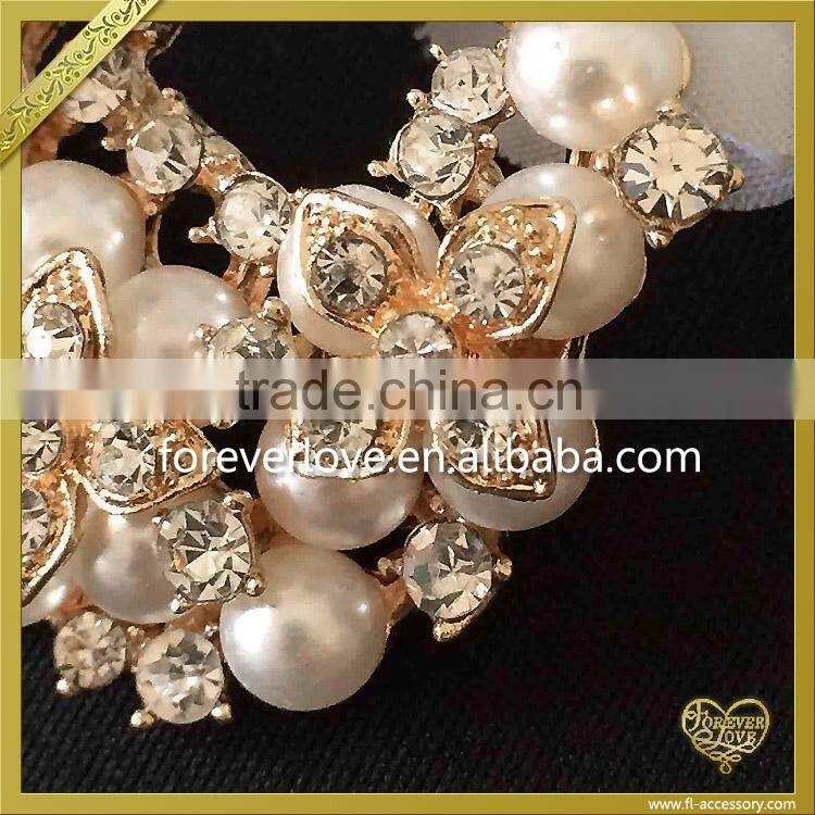 Light Gold Pearl Rhinestone Brooches Pins Wholesale FB026