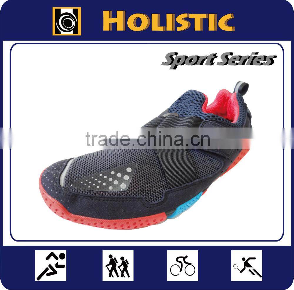 2015 New Design Fashion Flexible No Lace Running Shoe