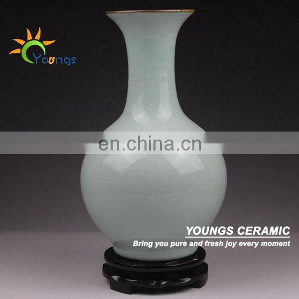 Light Celadon Crackle Chinese Porcelain Vases For Table Lamp