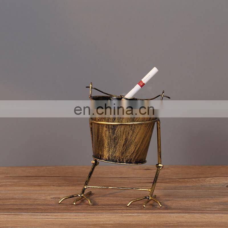 Retro creative Faucet Bird Deer Head Figurine Ashtray Vintage Handicraft for Home Bar Decoration Accessories Photography Props