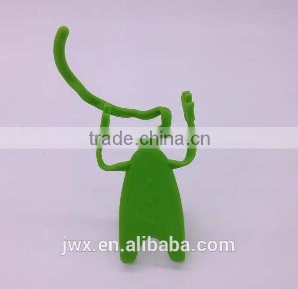 Simple and flexible silicone and SS cellphone holder