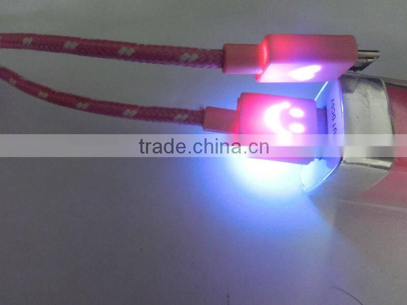 Smiley micro lighting cable with cotton thread