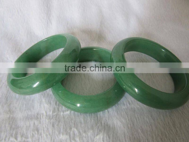 Wholesale fashion emerald crystal bracelet as gift