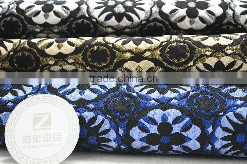 Embossment jacquard fabric in flowers