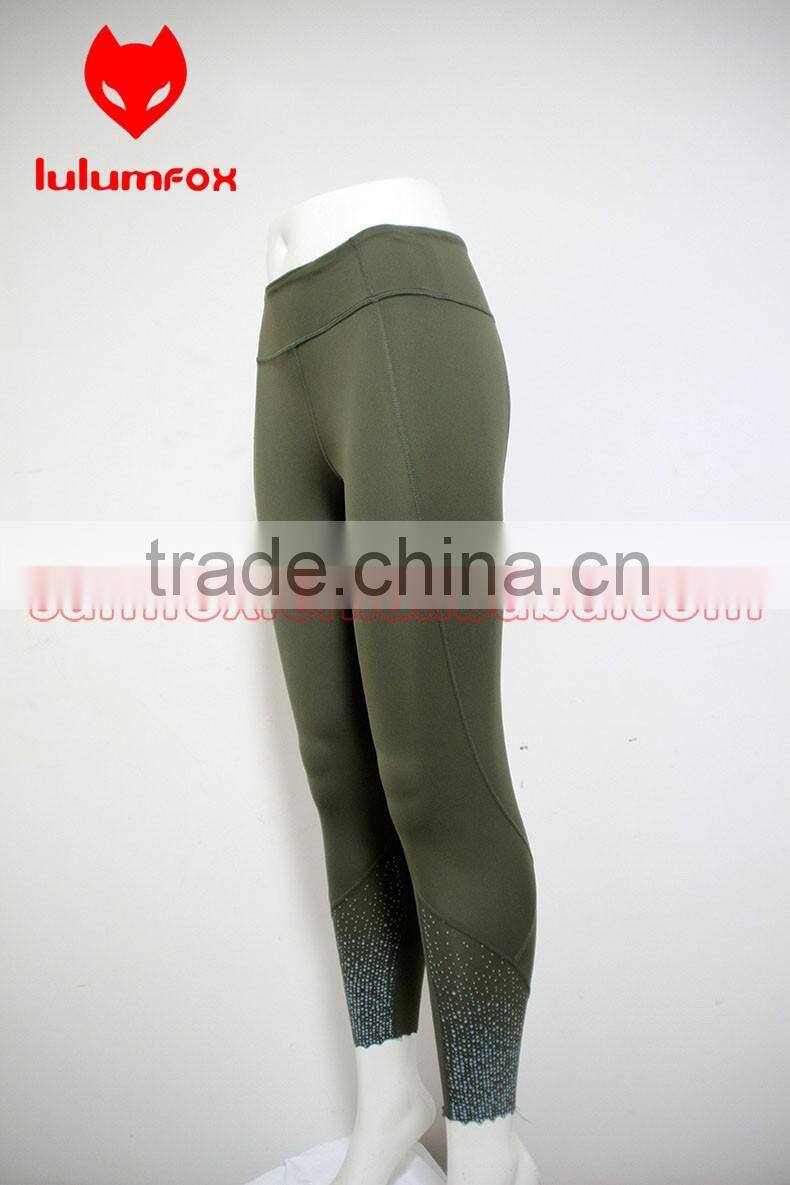 0040-1 OEM Tight Reflective 92%NYLON 8%SPANDEX wholesale women designer capri pants