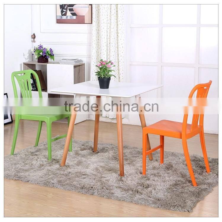 Classic Design Home Furniture Plastic Dining Chair