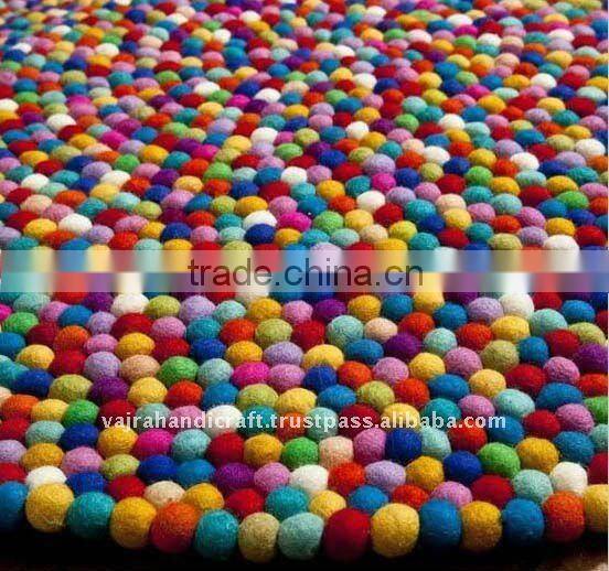 Felt Ball Rugs / Teppich