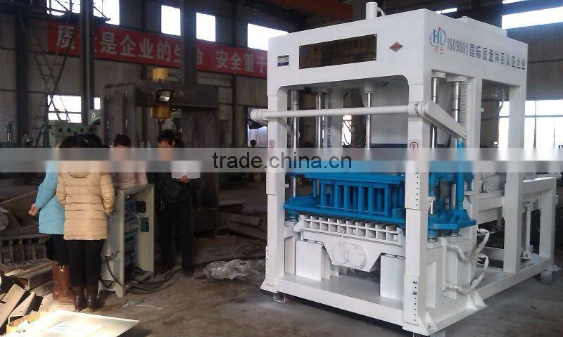 QT4-15B Medium Size Hydraulic Adobe Interlocking Block Making Machine with PLC Control Cabinet Ghana Price