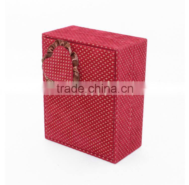 High quality Cotton Jewelry Box Lovely Heart Jewelry Boxes bracelet case